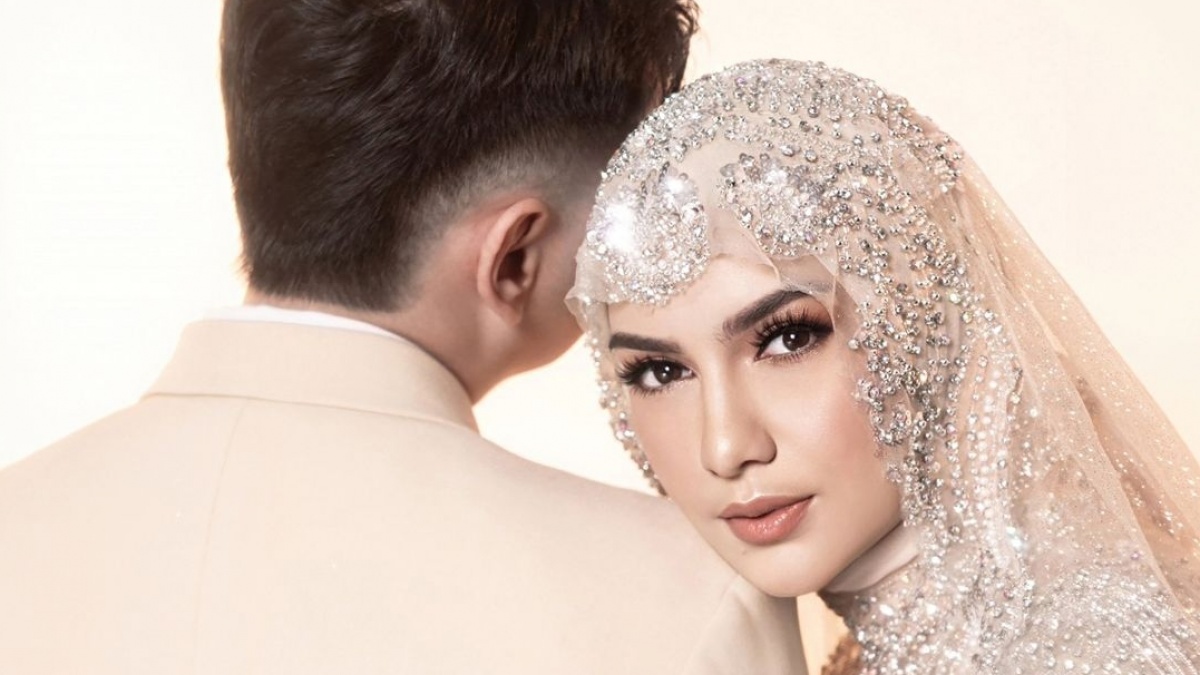 Dikira Nikah Lagi, Foto Romantis Irish Bella Bareng Cowok Lain Dicibir: Gantengan Ammar Zoni