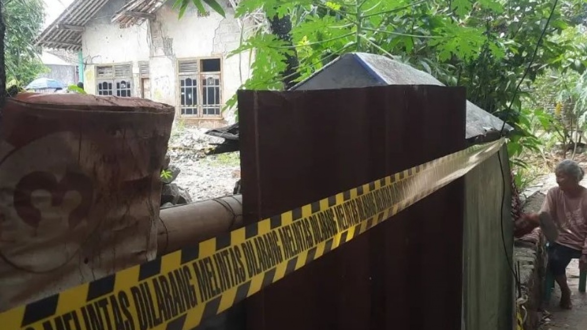 Terduga Pembunuh Anak Dalam Karung di Bekasi Simpan Foto Mengejutkan dan Alat Dukun