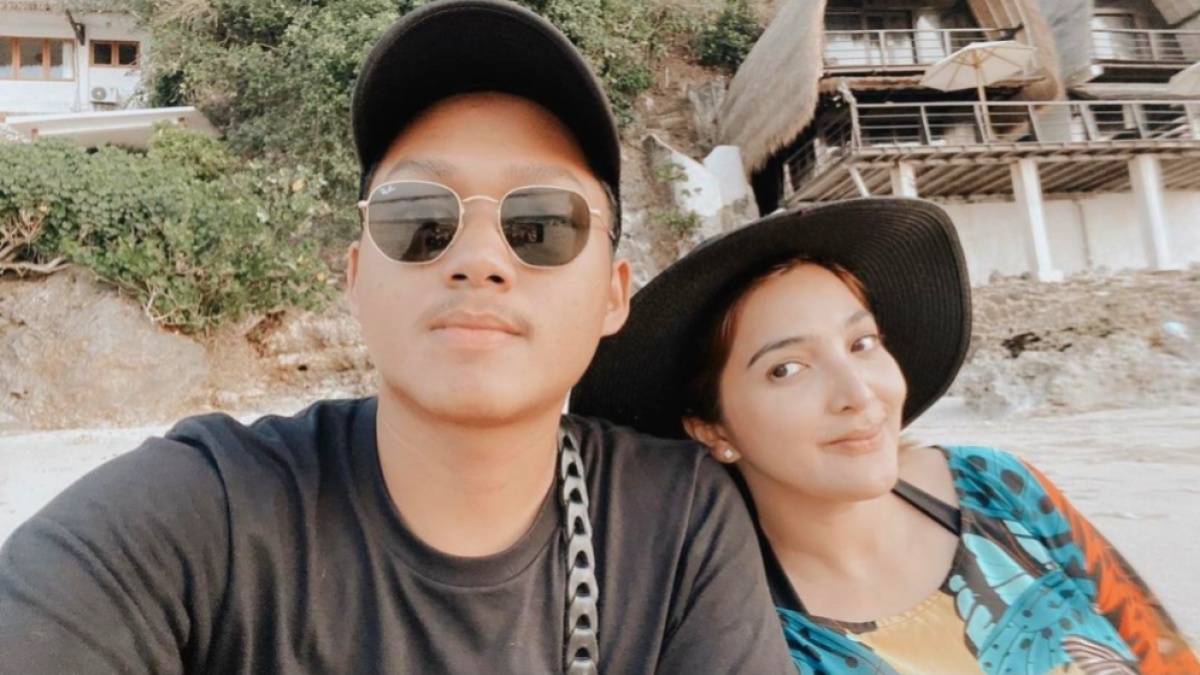10 Potret Kedekatan Artis dan Anak Sambung, Azriel Hermansyah Anggap Ashanty Penyelamat