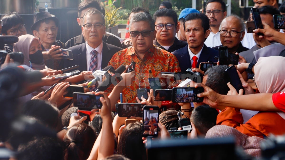Sebut Buku Catatan Hasto yang Disita KPK Berisi Rahasia Partai, Adian PDIP: Kita Harus Waspada
