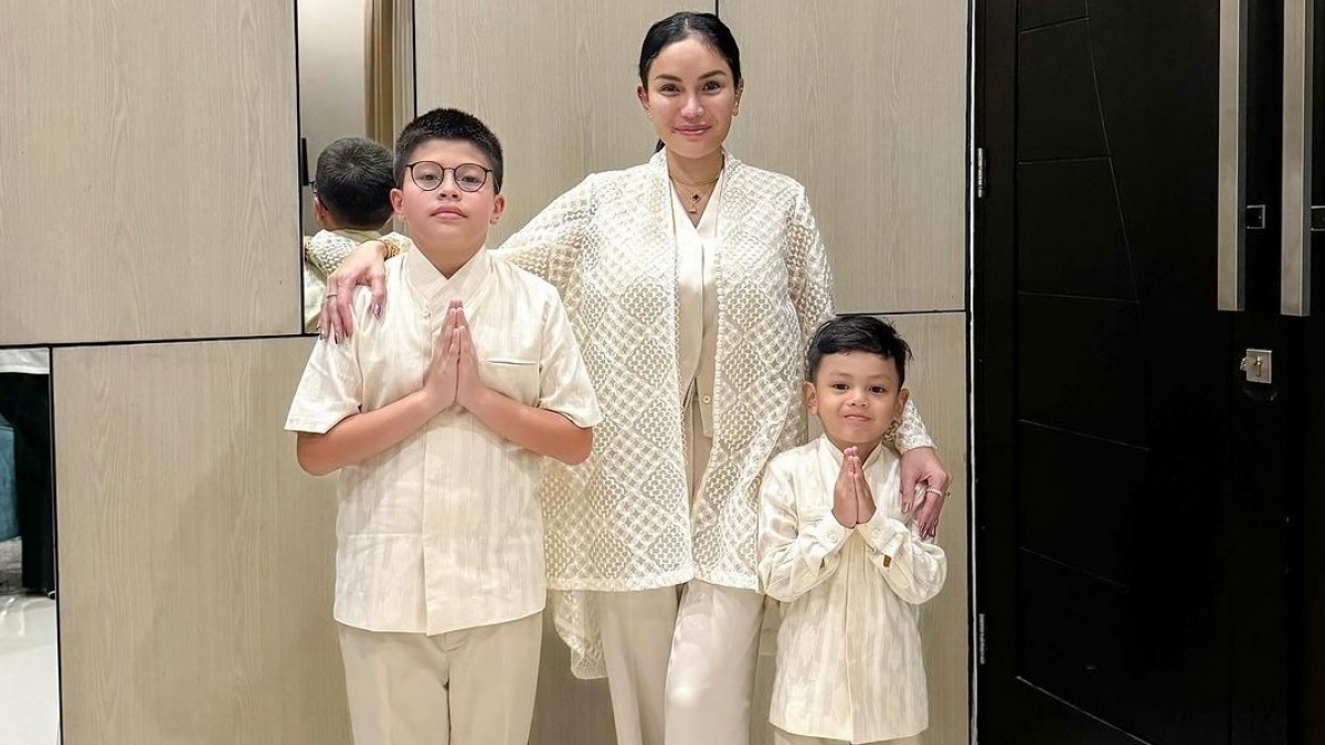 Pesan Haru Anak-anak Nikita Mirzani, Tak Lebaran Bersama Sang Ibu
