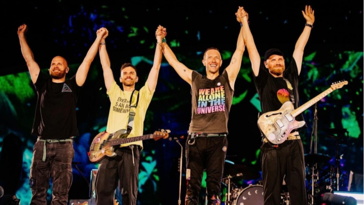 Kegep Kamera, Chris Martin Ikut Singgung Perselingkuhan CEO Astronomer di Konser Coldplay