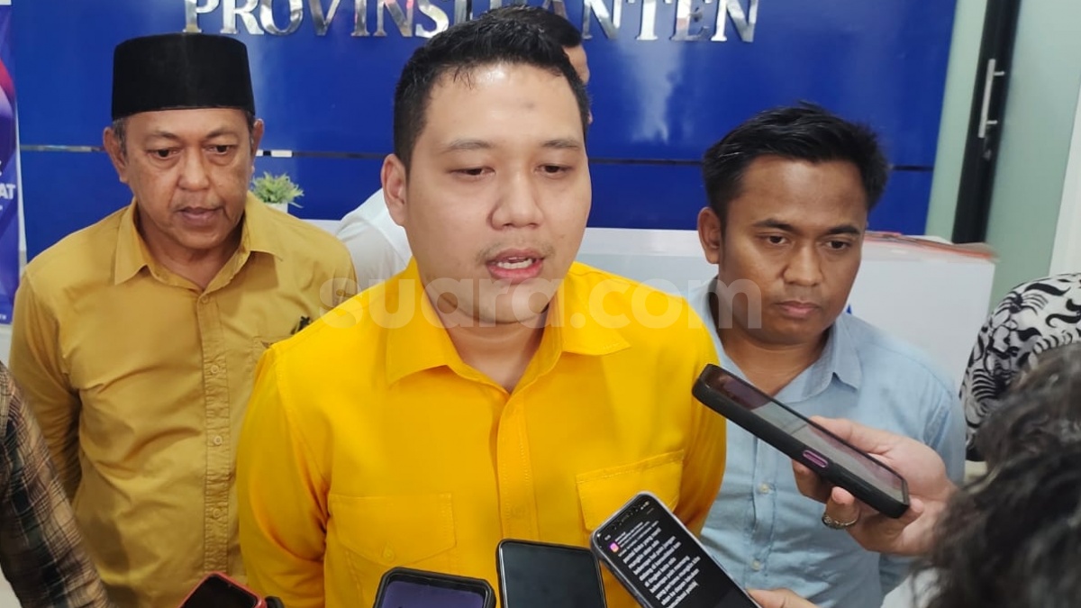 Robinsar Ditugaskan Demokrat Cari Wakil dan Koalisi Partai di Pilkada Cilegon 2024