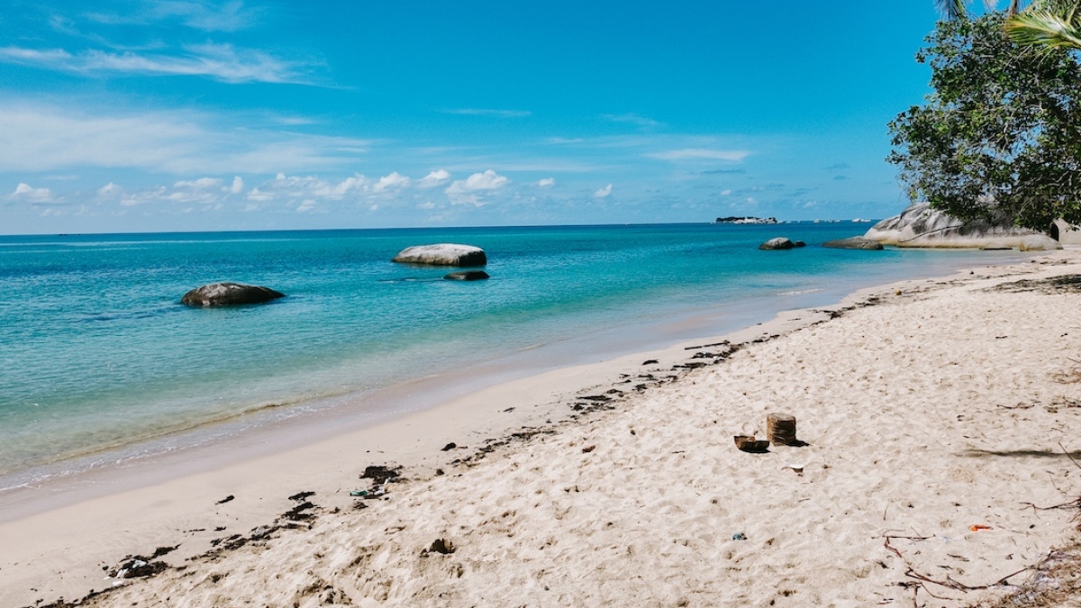 Mengintip Keistimewaan Pulau Natuna, Mulai dari Geopark hingga Pasar Ikan Global