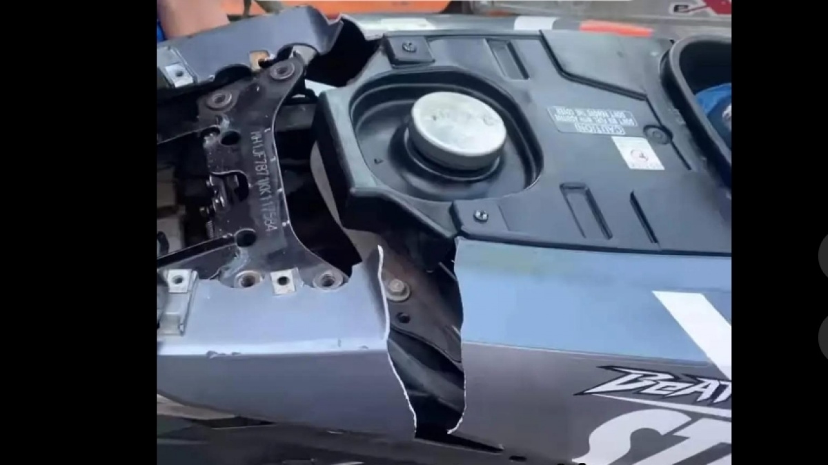 Curhat Konsumen Syok Lihat Kondisi Buntut Honda BeAT Terbelah Bak Puzzle, Efek Modifikasi?