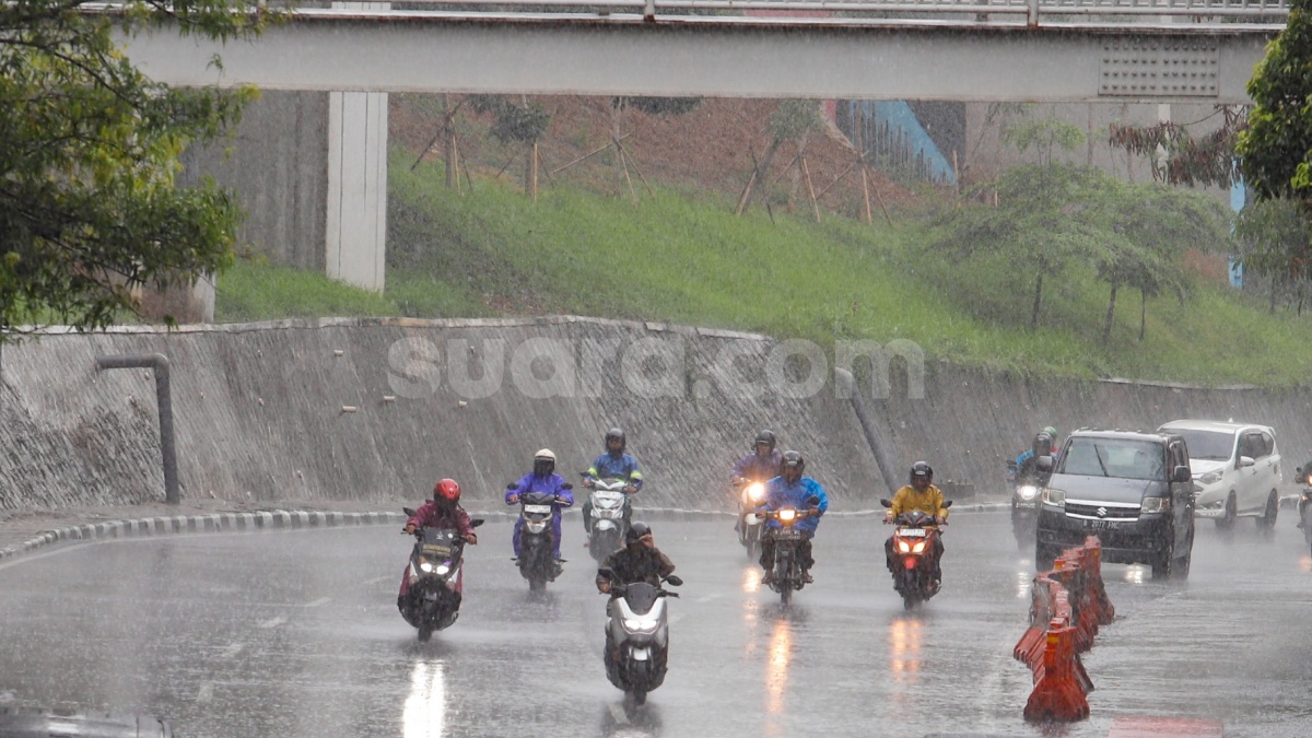 Indonesia Masih Hujan Deras Meski Sudah Kemarau, Tapi Cuma 3 Hari
