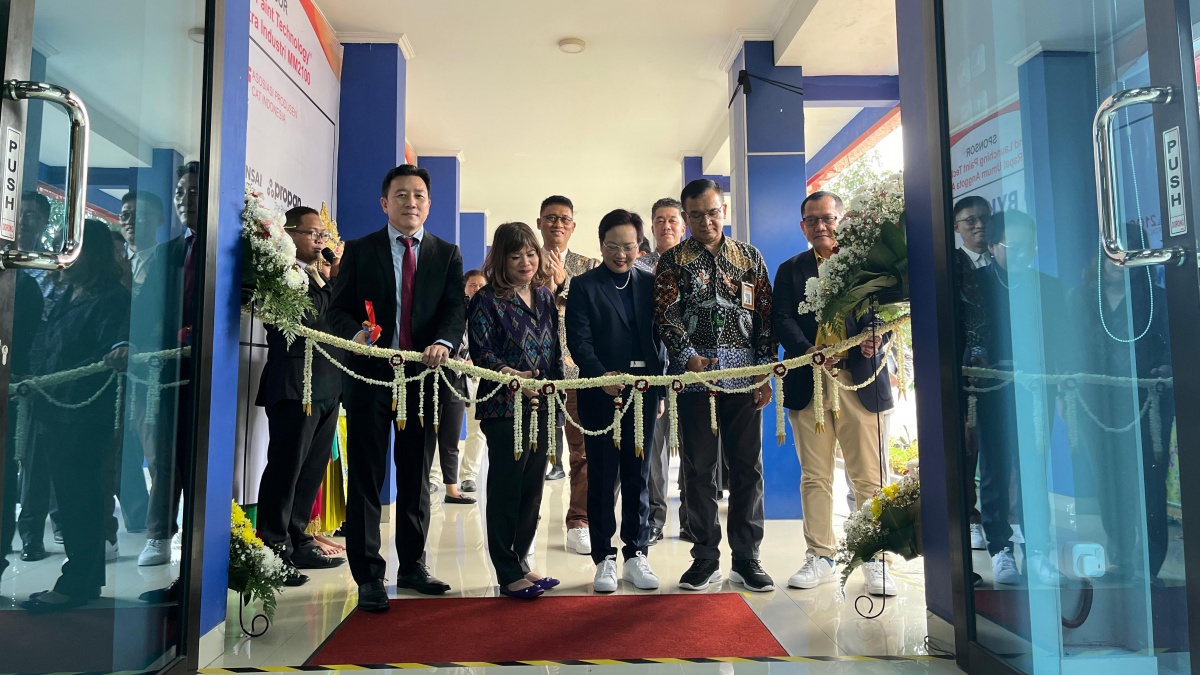 Ini Dia SMK Spesialis Teknologi Pengecatan Pertama di Indonesia & Asia Tenggara