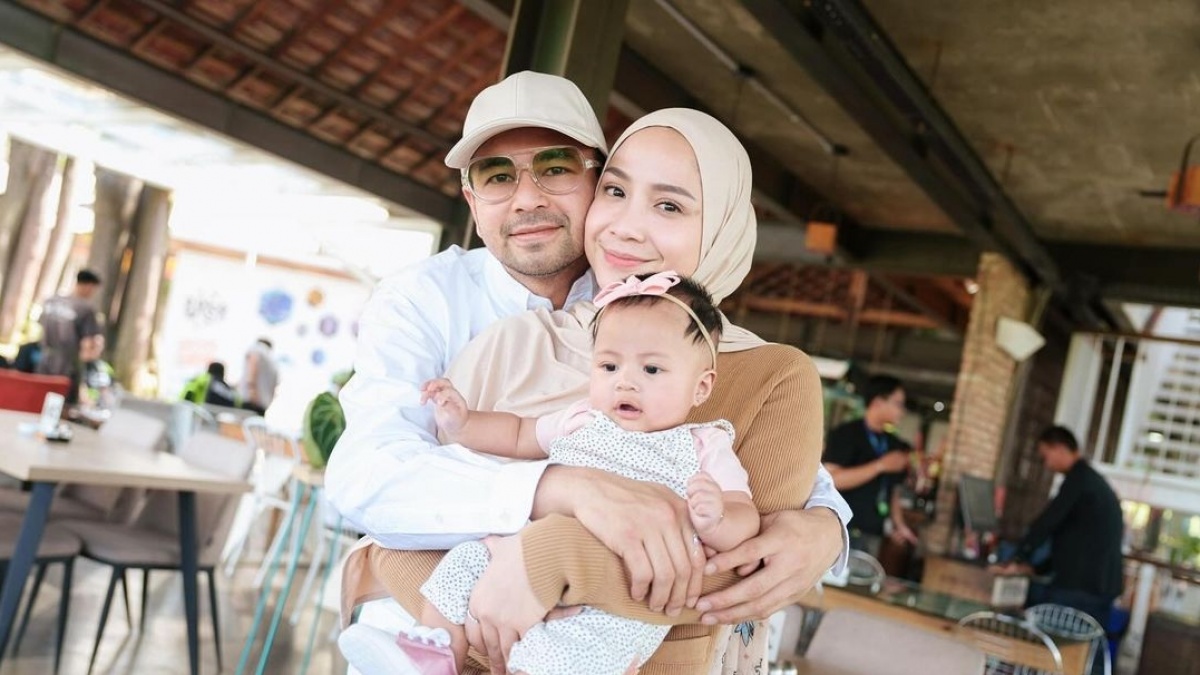 Anak Angkat Nagita Slavina Pakai Bando bak Princess, Harganya Bikin Meronta-ronta!