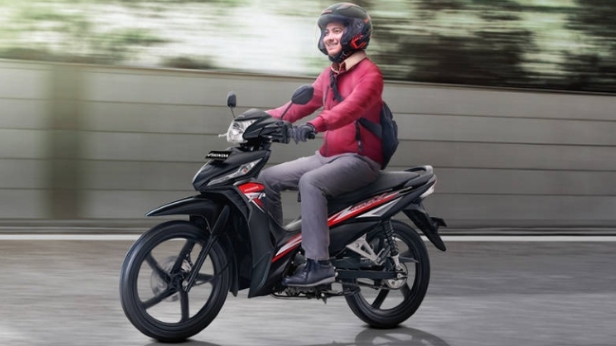 11 Motor Bebek Pilihan untuk Libas Jalanan Rusak Pengendara Harian