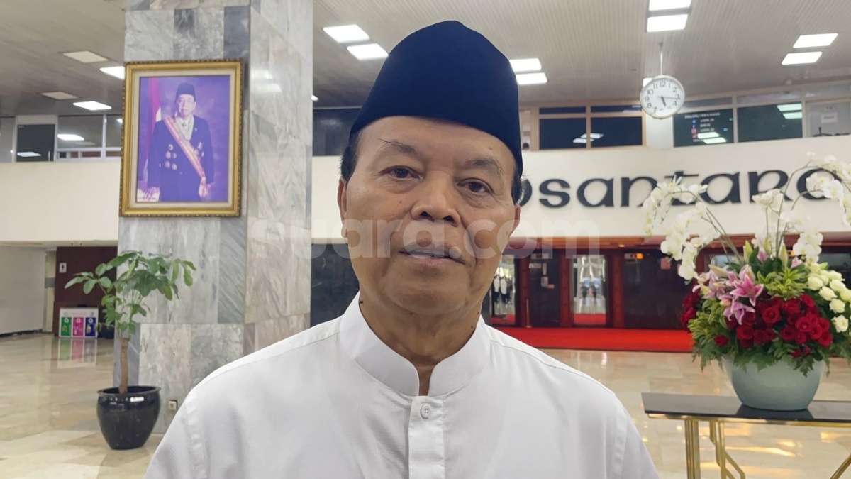 Jika Gagal Hadirkan Damai, HNW Minta Prabowo Cabut dari BoP