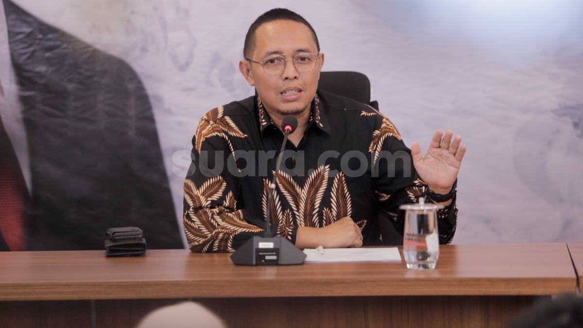 Deddy Corbuzier Terseret Lagi, Hasan Nasbi Minta Siswa yang Tidak Suka MBG Jangan Dimarahi