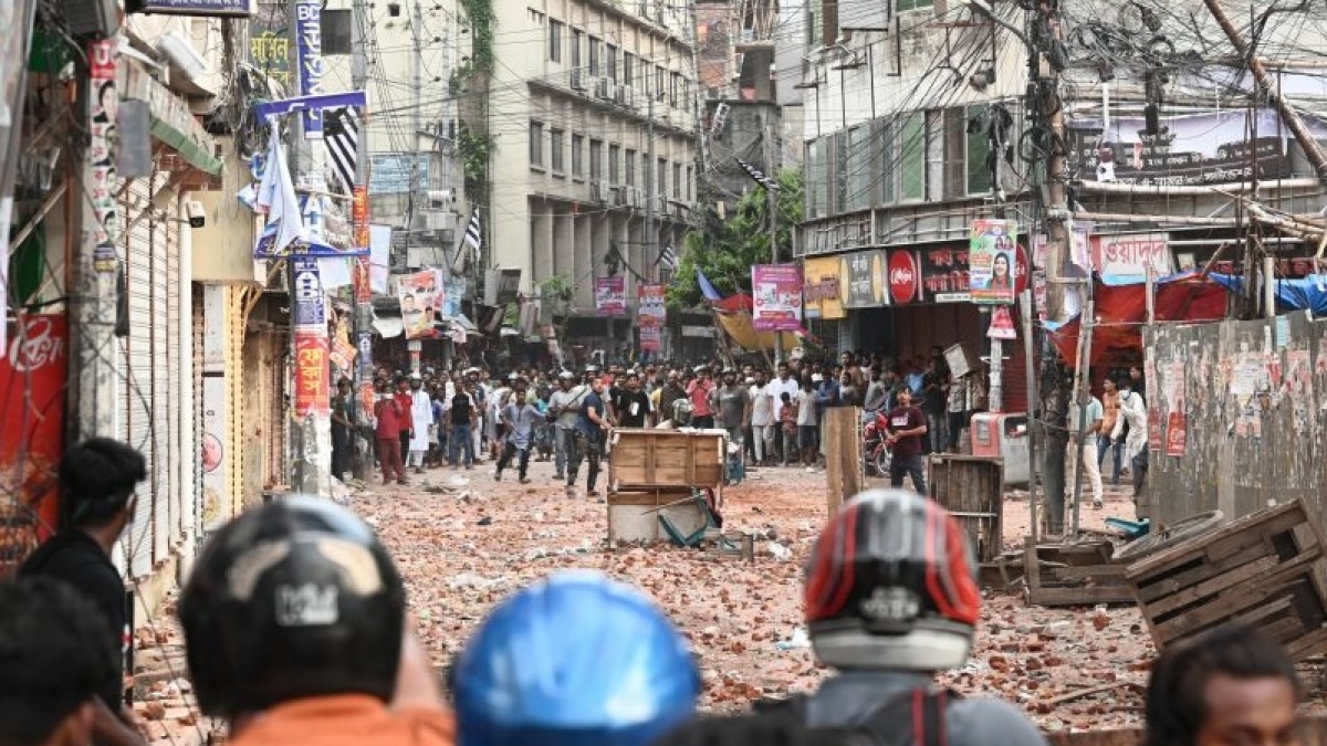 Bangladesh Isolasi Diri, Menlu Larang Diplomasi Asing Berbicara