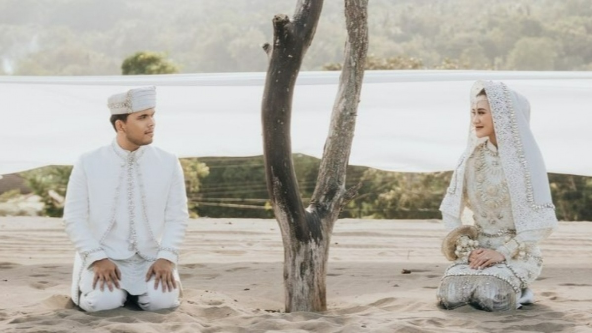 7 Artis Ini Menikah dengan Bangsawan, Thariq Halilintar OTW Punya Istri Berdarah Biru