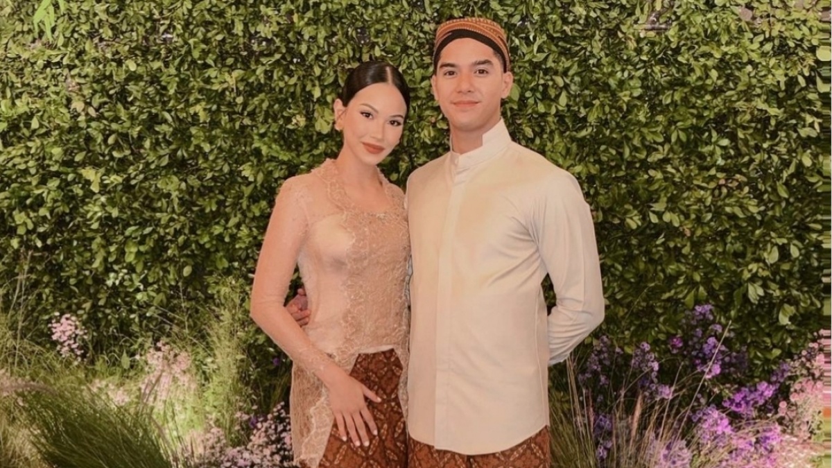 Al Ghazali dan Alyssa Daguise Tampil Menawan di Resepsi Aaliyah-Thariq, Bak Foto Prewedding