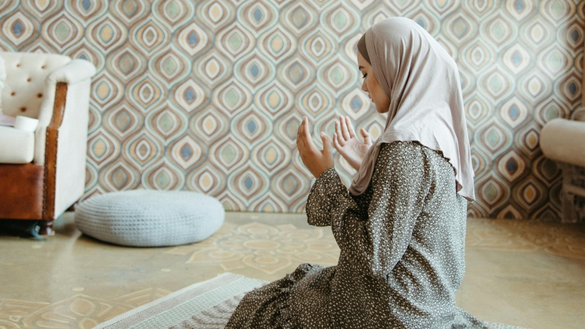 Agar Tetap Bisa Dapat Pahala, Ini Amalan Bulan Rajab untuk Wanita yang sedang Haid