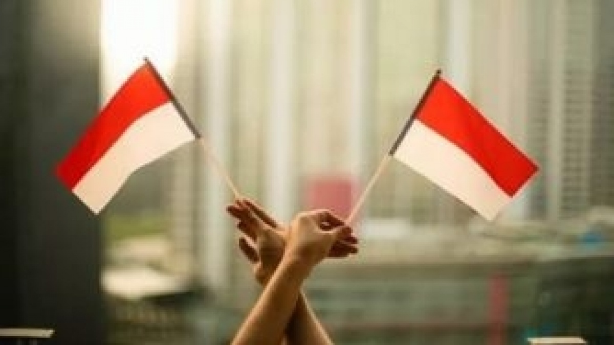 Susunan Acara Malam Tirakatan 17 Agustus, Wajib Nyanyi Indonesia Raya hingga Mengheningkan Cipta!