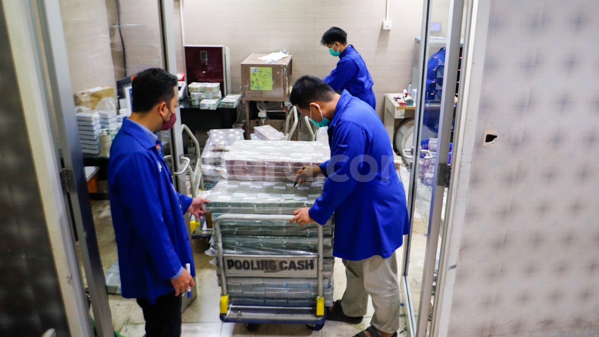Turun Dibanding Oktober, Uang Beredar per November 2025 Tembus Rp 2.136,2Triliun