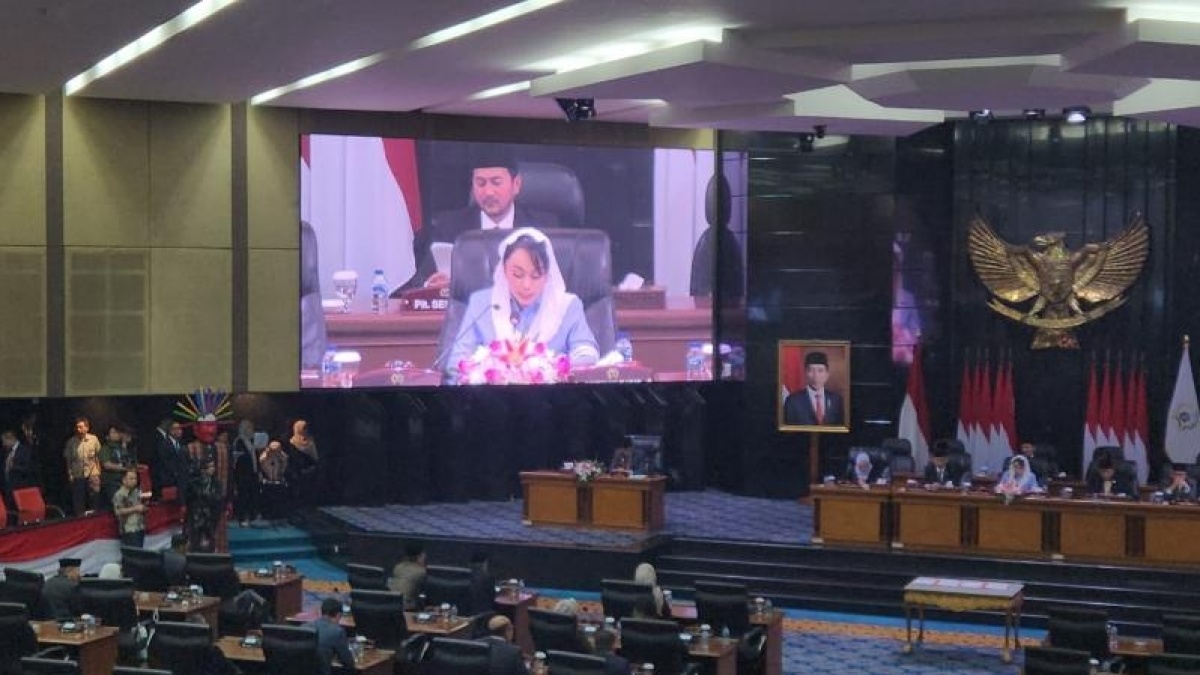 Zita Anjani Dadakan Klarifikasi Absen Rapat Saat Paripurna, Langsung Diprotes Anggota Dewan