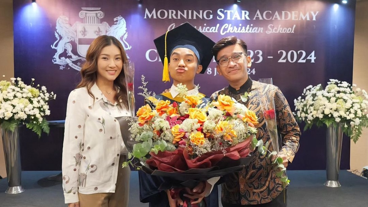 Beda Sikap Betrand Peto saat Bahas Hubungan Sarwendah dan Gio dengan Ruben Onsu dan Desy Ratnasari