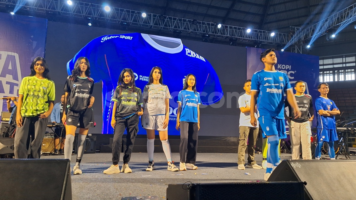 Resmi Dirilis, Ini Harga Jersey Persib Bandung Musim 2024/2025