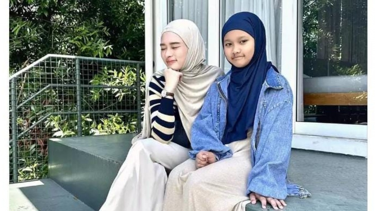 Inara Rusli Curhat soal Pasangan ke Starla, Kaget Ternyata Putrinya Sudah Dewasa