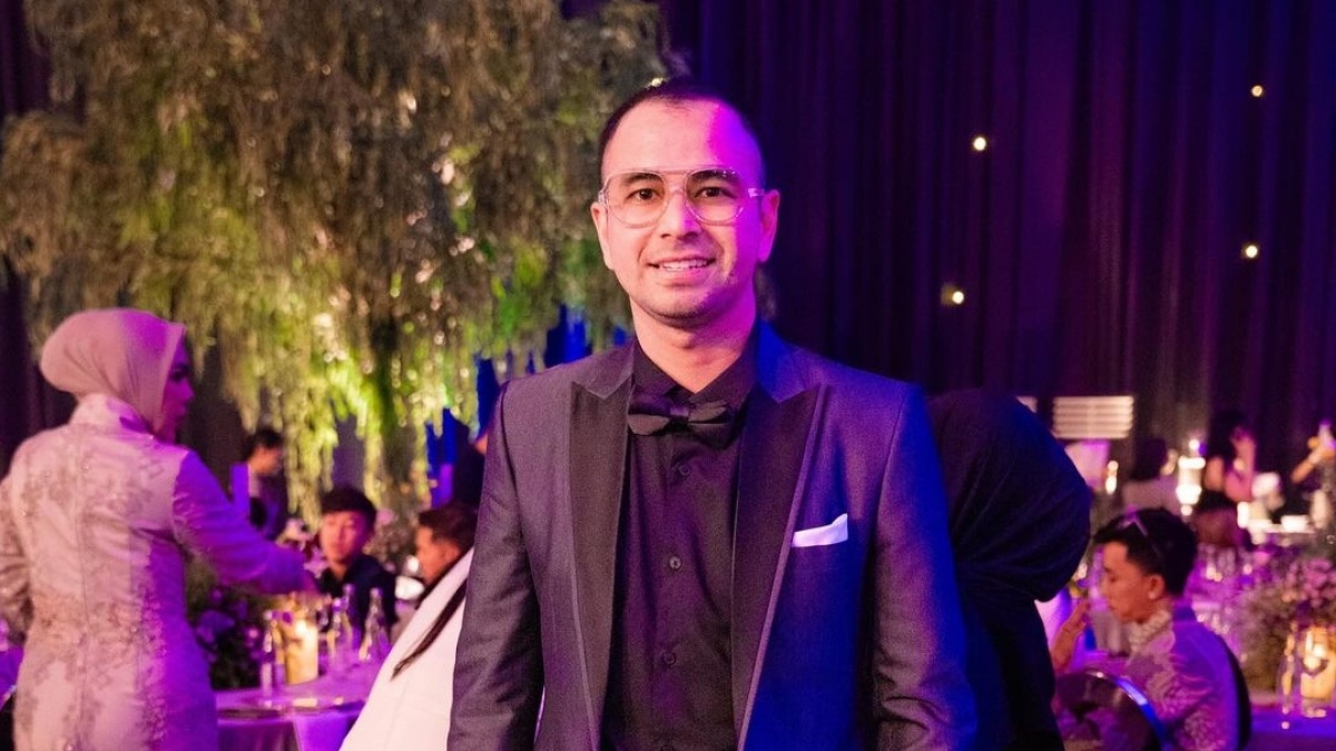 Ditatap Yuni Shara, Sikap Salting Raffi Ahmad Jadi Omongan Netizen: Eling Pak Haji
