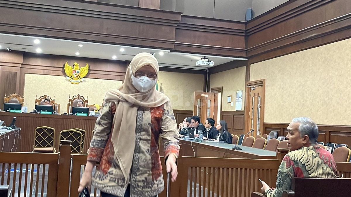 Dicecar Jaksa soal Pernikahan Siri Adiknya dan Fify Mulyani, Begini Kata Kakak Gazalba Saleh di Sidang