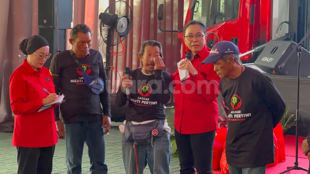 Sejumlah Pemulung Nangis Di Acara PDIP, Curhat Tak Dapat Bansos, KIP Hingga PKH: Kami Minta Tolong
