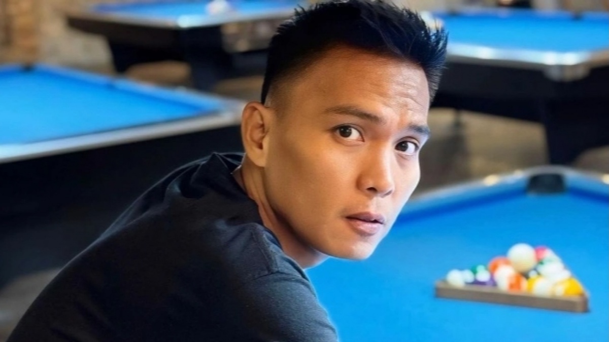 Riwayat Pendidikan Hard Gumay: dari Pramugara Jadi Hobi Ramal Artis
