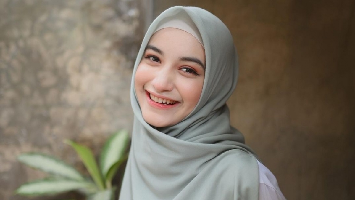 Didukung Banyak Artis, Cut Intan Nabila Diminta Segera Laporkan Suami ke Polisi