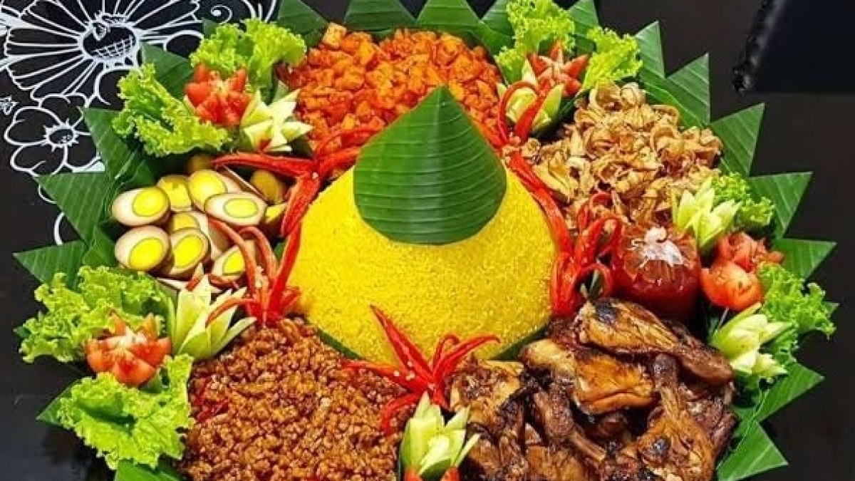 5 Ide Tumpeng Kreatif untuk Merayakan HUT RI ke-79, dari Merah Putih hingga Batik