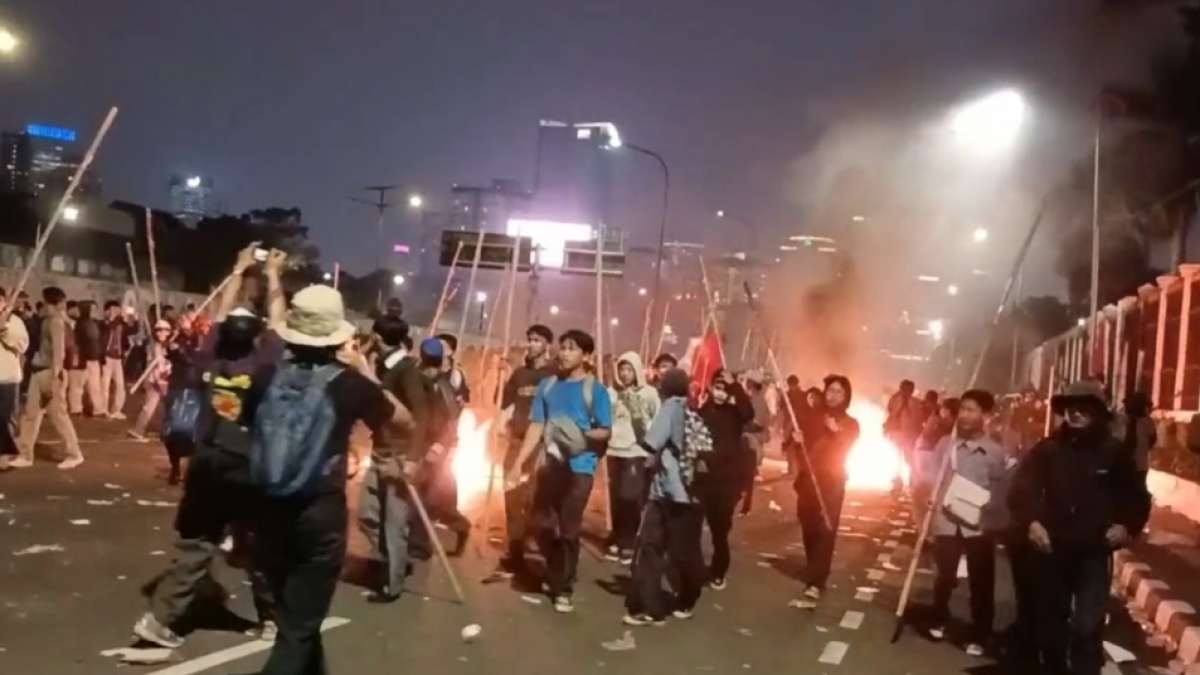 Polisi Langgar Hak Anak? KPAI Desak Usut Tuntas Kekerasan di Demo