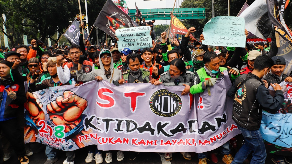 Driver Ojol Asal Bali Rela Terbang ke Jakarta Demi Ikut Demo: Kami Gak Mau jadi Budak Aplikator!