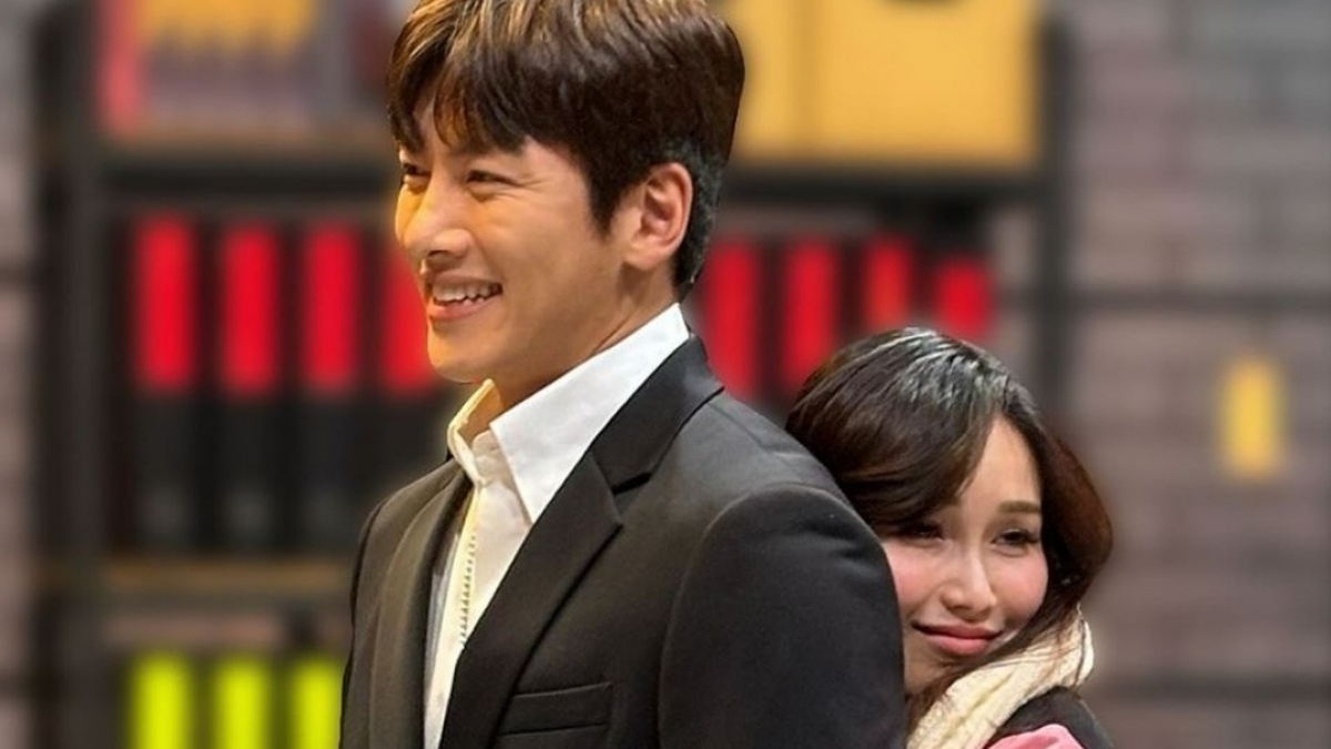 Segini Honor Manggung Ayu Ting Ting, Pantas Enteng Kasih Kaus Balenciaga ke Ji Chang Wook