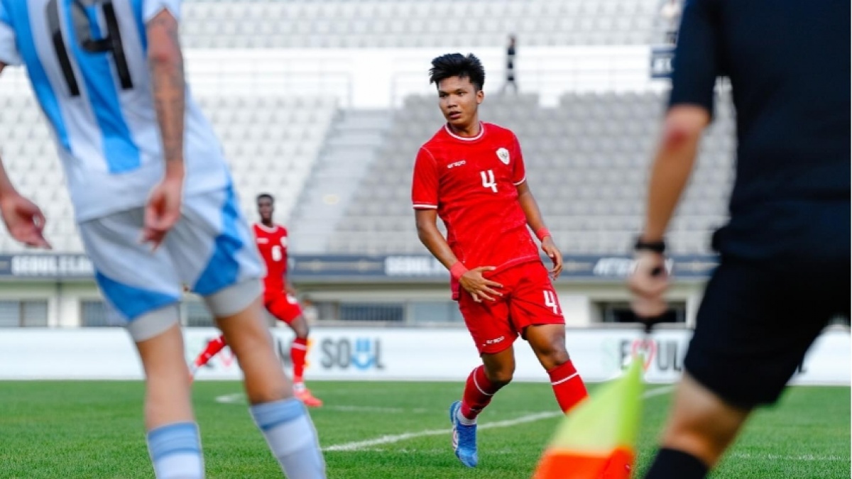 Bek Bali United: Latihan Bersama Shin Tae-yong Sulit, tapi...