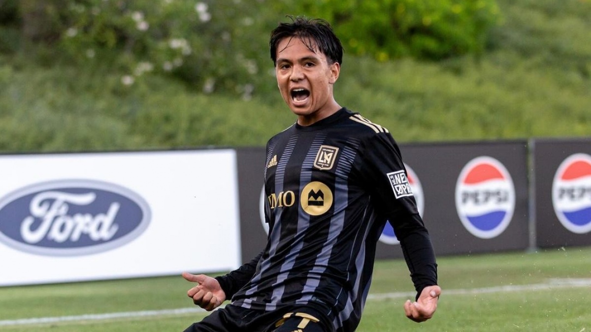 Garis Keturunan Adrian Wibowo, Mengalir Deras Darah dari Sang Ayah Sudah Lama Diincar Timnas