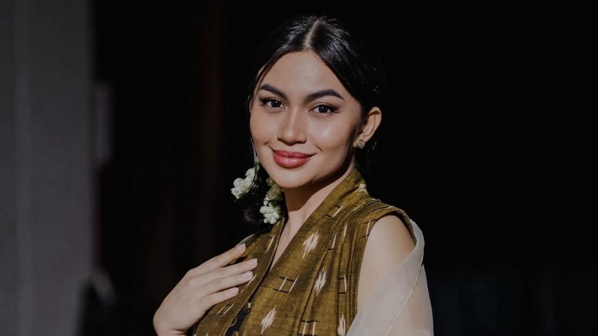 Ariel Tatum Tak Suka Salaman, padahal Ini Manfaat Jabat Tangan