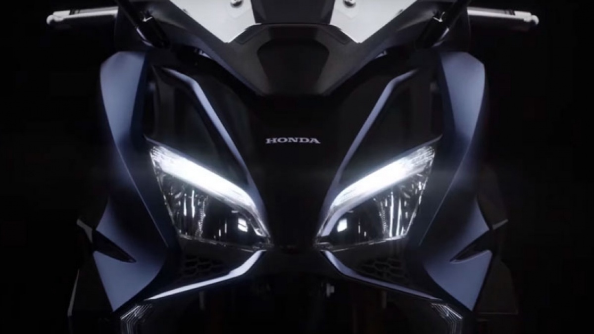 Matic Rasa Moge! Honda Forza 750 Punya Fitur Pindah Gigi Ala Motor Sport
