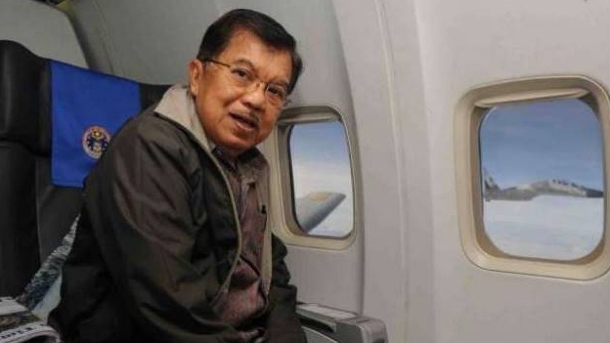 Pesawat Jusuf Kalla Mendarat Darurat Setelah 10 Menit Lepas Landas