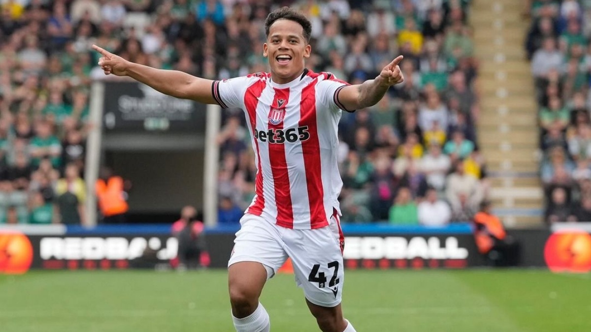Siapa Million Manhoef? Penyerang Stoke City yang Pas dengan Kebutuhan Shin Tae-yong di Timnas Indonesia