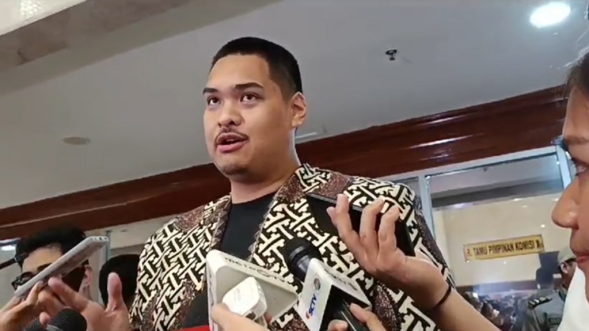 Menpora Klarifikasi Soal Naturalisasi Mitchel Bakker: Tidak Benar