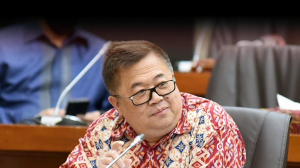 Menkop Dicecar Fraksi PDI, Dari Mana Sumber Pendapatan Koperasi Merah Putih?