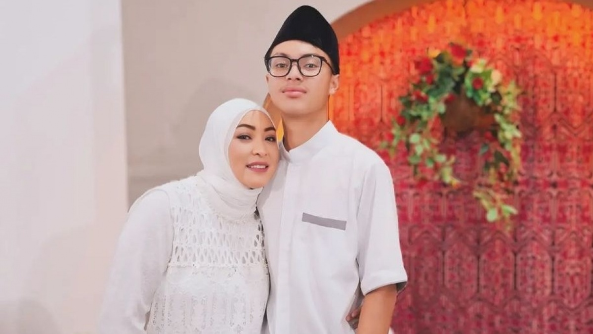 Bukan Tak Peduli Lagi, Ini Alasan Aaliyah Massaid Absen di Ultah Keanu