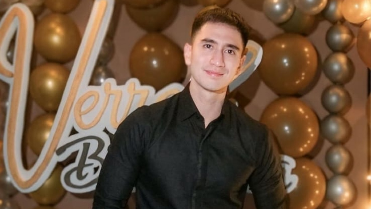 Verrell Bramasta Bagi-Bagi THR ke Karyawan, Isi Amplopnya Bikin Salfok