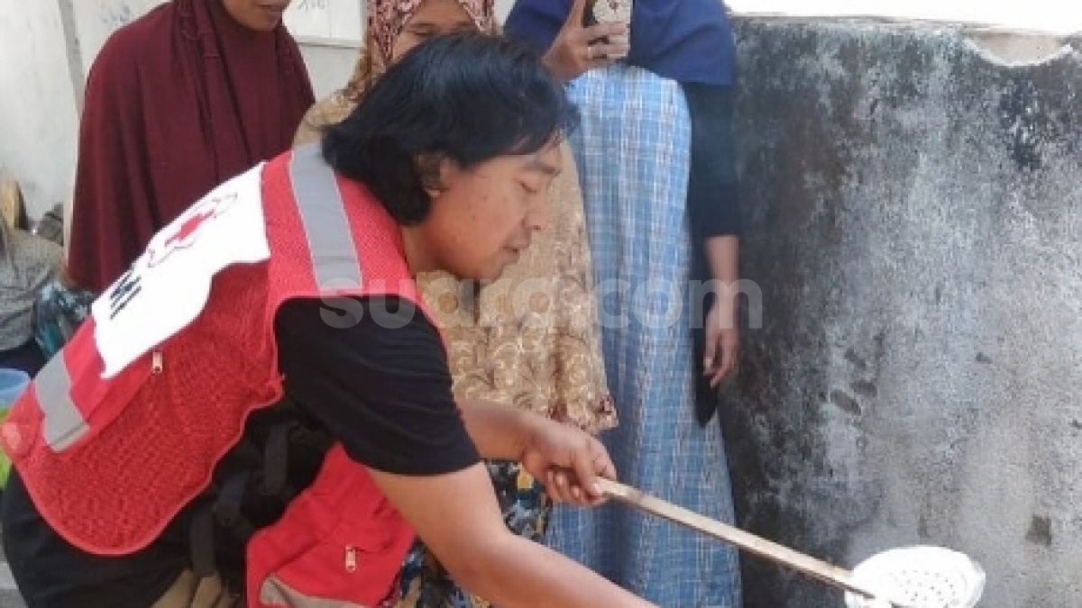Pamer Masak Bareng Emak-emak, Komeng: Mending Goreng Tempe daripada Goreng Pilkada