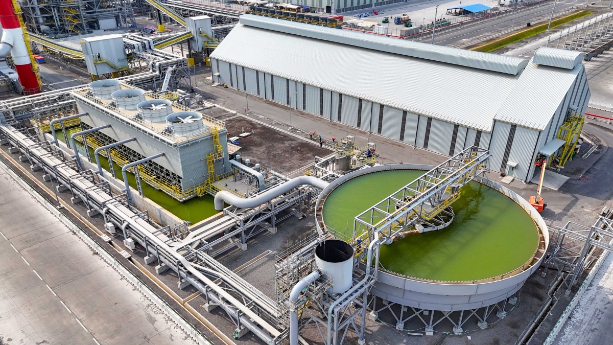 Smelter Manyar Jadi Titik Awal Integrasi Industri dan Lingkungan Hidup