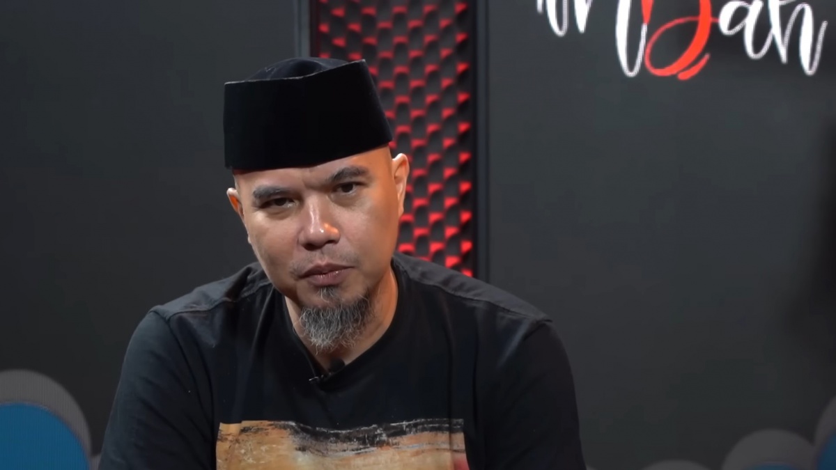 Sentil Musisi yang Gugat UU Hak Cipta, Gaya Tulisan Ahmad Dhani Dibilang Mirip Kitab Suci