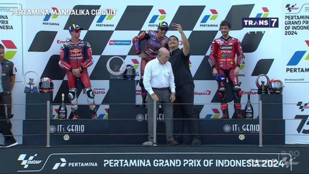 Peraih Podium MotoGP Mandalika 2024 Akui Tak Suka dengan Aksi Menpora Dito: Tidak Berguna