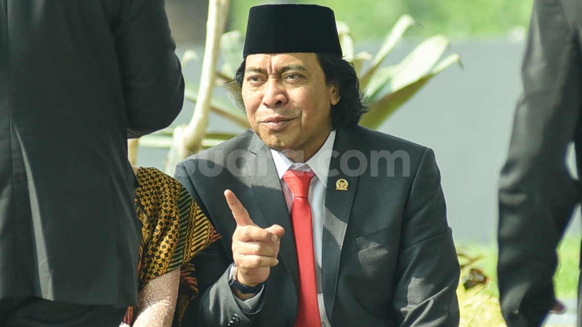 Mobil Pribadi Dijual Anak, Komeng Elus Dada Tak Dapat Kendaraan Dinas Jadi DPD RI