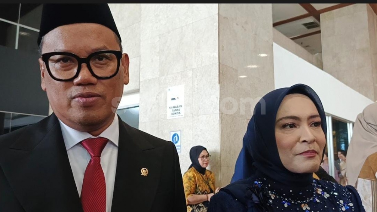Astrid Kuya Dicibir gegara Bawa Gantungan Labubu, Uya Kuya Bongkar Harganya